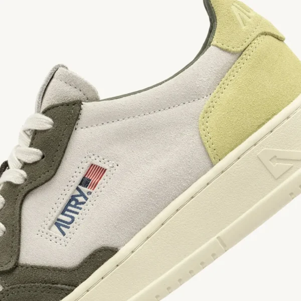 Uomo Autry Uomo | – Sneaker Medalist Low in Suede Schio Green Lemon