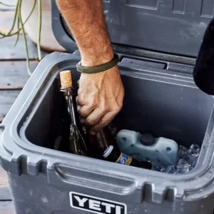 Yeti Outdoor | – Roadie Ghiacciaia 24Rescue Red